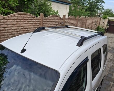 Белый Рено Кенгу, объемом двигателя 1.5 л и пробегом 250 тыс. км за 11100 $, фото 9 на Automoto.ua