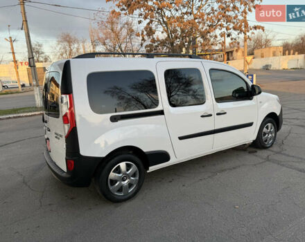 Белый Рено Кенгу, объемом двигателя 1.5 л и пробегом 190 тыс. км за 11799 $, фото 14 на Automoto.ua