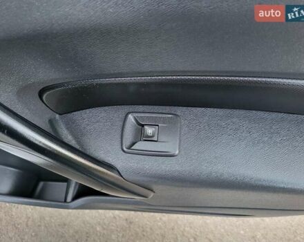 Белый Рено Кенгу, объемом двигателя 1.5 л и пробегом 233 тыс. км за 8800 $, фото 25 на Automoto.ua