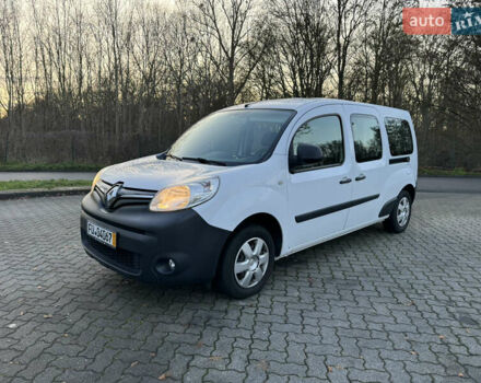 Белый Рено Кенгу, объемом двигателя 1.5 л и пробегом 186 тыс. км за 10699 $, фото 7 на Automoto.ua