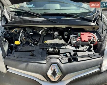 Белый Рено Кенгу, объемом двигателя 1.5 л и пробегом 224 тыс. км за 7000 $, фото 11 на Automoto.ua