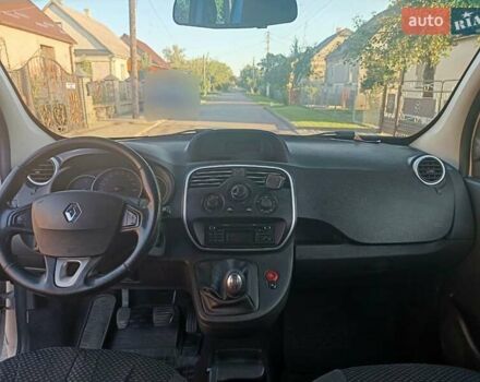 Рено Кєнгу 2014 у Дубно на Automoto.ua Білий Рено Кєнгу, об'ємом двигуна 1.46 л та пробігом 345 тис. км за 8800 $, фото 9 на Automoto.ua