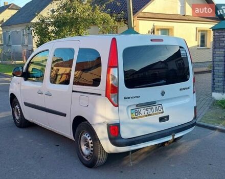 Рено Кєнгу 2014 у Дубно на Automoto.ua Білий Рено Кєнгу, об'ємом двигуна 1.46 л та пробігом 345 тис. км за 8800 $, фото 25 на Automoto.ua