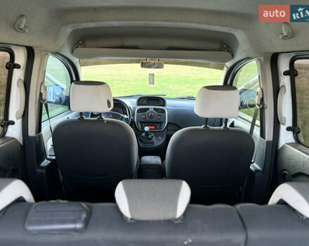 Белый Рено Кенгу, объемом двигателя 1.46 л и пробегом 215 тыс. км за 9800 $, фото 32 на Automoto.ua