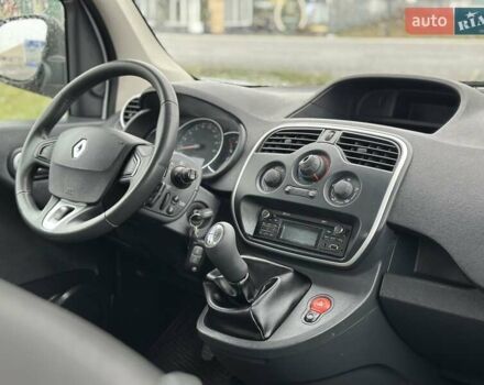 Белый Рено Кенгу, объемом двигателя 1.5 л и пробегом 255 тыс. км за 9800 $, фото 24 на Automoto.ua