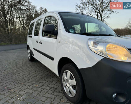 Белый Рено Кенгу, объемом двигателя 1.5 л и пробегом 186 тыс. км за 10699 $, фото 44 на Automoto.ua