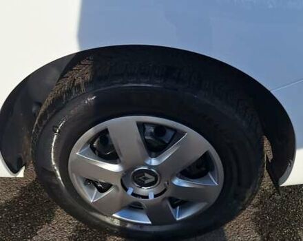 Рено Кенгу 2014 в Новоархангельске на Automoto.ua Белый Рено Кенгу, объемом двигателя 1.5 л и пробегом 64 тыс. км за 12500 $, фото 117 на Automoto.ua