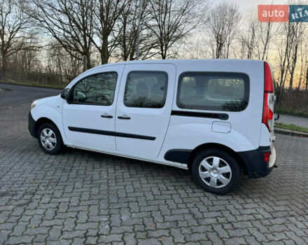 Белый Рено Кенгу, объемом двигателя 1.5 л и пробегом 186 тыс. км за 10699 $, фото 33 на Automoto.ua