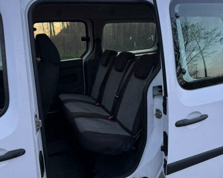 Белый Рено Кенгу, объемом двигателя 1.5 л и пробегом 186 тыс. км за 10699 $, фото 74 на Automoto.ua