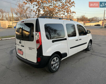 Белый Рено Кенгу, объемом двигателя 1.5 л и пробегом 190 тыс. км за 11799 $, фото 15 на Automoto.ua