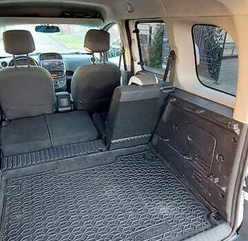 Рено Кєнгу 2014 у Дубно на Automoto.ua Білий Рено Кєнгу, об'ємом двигуна 1.46 л та пробігом 345 тис. км за 8800 $, фото 61 на Automoto.ua