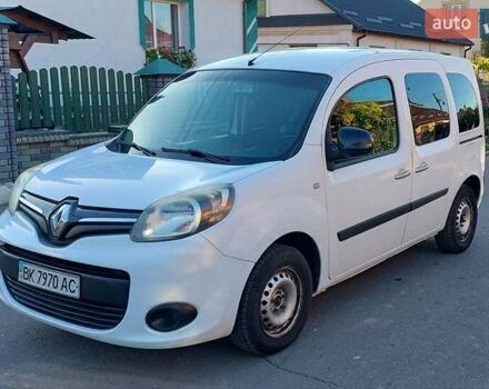 Рено Кєнгу 2014 у Дубно на Automoto.ua Білий Рено Кєнгу, об'ємом двигуна 1.46 л та пробігом 345 тис. км за 8800 $, фото 26 на Automoto.ua