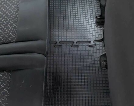 Білий Рено Кєнгу, об'ємом двигуна 1.5 л та пробігом 218 тис. км за 9700 $, фото 11 на Automoto.ua