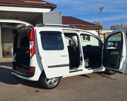 Рено Кенгу 2014 в Новоархангельске на Automoto.ua Белый Рено Кенгу, объемом двигателя 1.5 л и пробегом 64 тыс. км за 12500 $, фото 108 на Automoto.ua