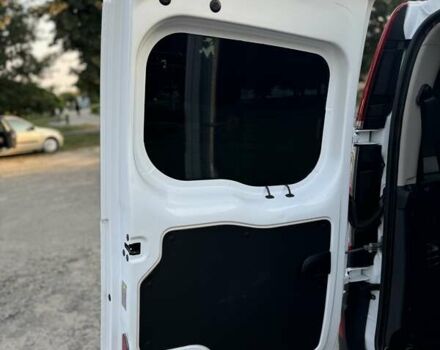 Белый Рено Кенгу, объемом двигателя 1.5 л и пробегом 173 тыс. км за 11600 $, фото 53 на Automoto.ua