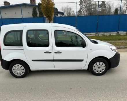 Белый Рено Кенгу, объемом двигателя 1.5 л и пробегом 204 тыс. км за 7900 $, фото 5 на Automoto.ua