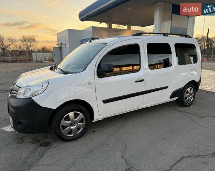 Белый Рено Кенгу, объемом двигателя 1.5 л и пробегом 190 тыс. км за 11799 $, фото 28 на Automoto.ua