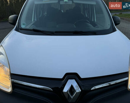 Белый Рено Кенгу, объемом двигателя 1.5 л и пробегом 186 тыс. км за 10699 $, фото 43 на Automoto.ua