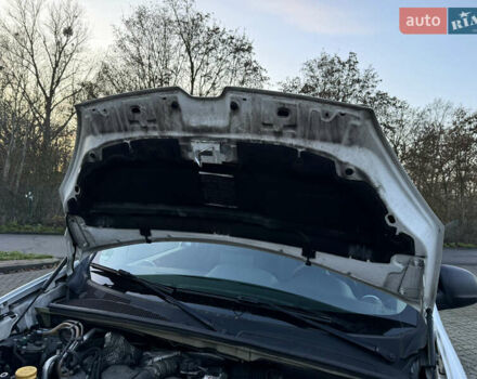 Белый Рено Кенгу, объемом двигателя 1.5 л и пробегом 186 тыс. км за 10699 $, фото 92 на Automoto.ua