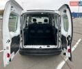 Белый Рено Кенгу, объемом двигателя 0 л и пробегом 153 тыс. км за 15000 $, фото 9 на Automoto.ua