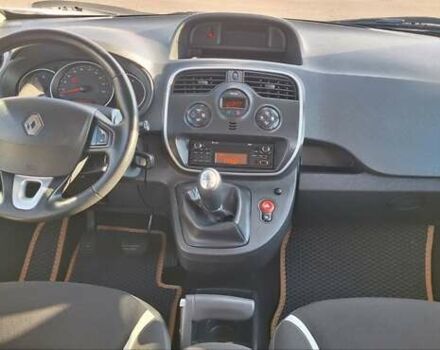 Рено Кенгу 2014 в Новоархангельске на Automoto.ua Белый Рено Кенгу, объемом двигателя 1.5 л и пробегом 64 тыс. км за 12500 $, фото 15 на Automoto.ua