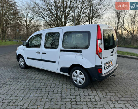 Белый Рено Кенгу, объемом двигателя 1.5 л и пробегом 186 тыс. км за 10699 $, фото 32 на Automoto.ua