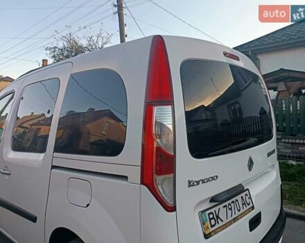 Рено Кєнгу 2014 у Дубно на Automoto.ua Білий Рено Кєнгу, об'ємом двигуна 1.46 л та пробігом 345 тис. км за 8800 $, фото 17 на Automoto.ua