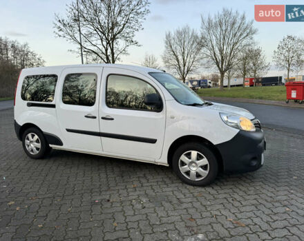 Белый Рено Кенгу, объемом двигателя 1.5 л и пробегом 186 тыс. км за 10699 $, фото 21 на Automoto.ua