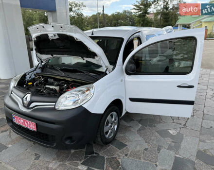 Белый Рено Кенгу, объемом двигателя 1.5 л и пробегом 190 тыс. км за 11799 $, фото 94 на Automoto.ua