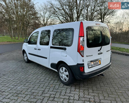 Белый Рено Кенгу, объемом двигателя 1.5 л и пробегом 186 тыс. км за 10699 $, фото 31 на Automoto.ua