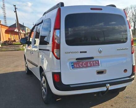 Рено Кенгу 2014 в Новоархангельске на Automoto.ua Белый Рено Кенгу, объемом двигателя 1.5 л и пробегом 64 тыс. км за 12500 $, фото 46 на Automoto.ua