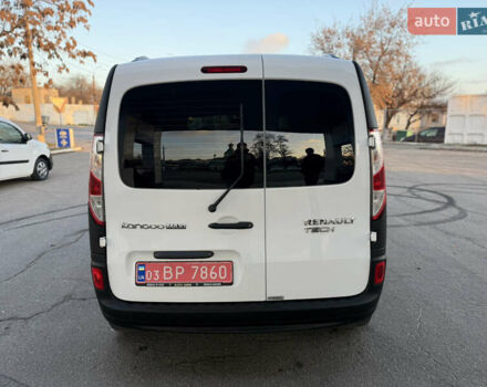 Белый Рено Кенгу, объемом двигателя 1.5 л и пробегом 190 тыс. км за 11799 $, фото 19 на Automoto.ua