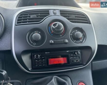 Белый Рено Кенгу, объемом двигателя 1.5 л и пробегом 173 тыс. км за 11600 $, фото 40 на Automoto.ua