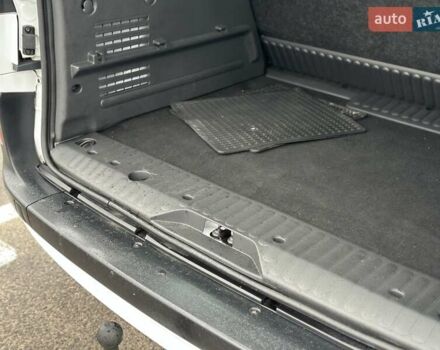 Белый Рено Кенгу, объемом двигателя 1.5 л и пробегом 255 тыс. км за 9800 $, фото 35 на Automoto.ua