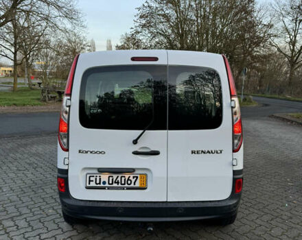 Белый Рено Кенгу, объемом двигателя 1.5 л и пробегом 186 тыс. км за 10699 $, фото 28 на Automoto.ua