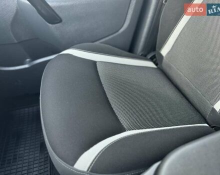 Белый Рено Кенгу, объемом двигателя 1.5 л и пробегом 173 тыс. км за 11600 $, фото 34 на Automoto.ua