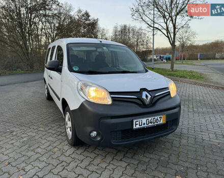 Белый Рено Кенгу, объемом двигателя 1.5 л и пробегом 186 тыс. км за 10699 $, фото 17 на Automoto.ua
