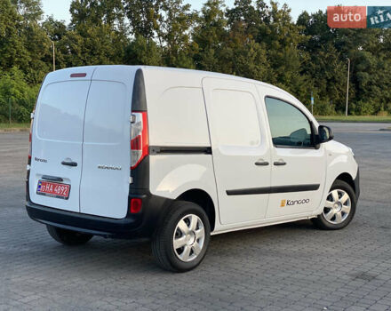 Білий Рено Кєнгу, об'ємом двигуна 1.5 л та пробігом 206 тис. км за 8400 $, фото 3 на Automoto.ua