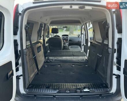 Белый Рено Кенгу, объемом двигателя 1.5 л и пробегом 173 тыс. км за 11600 $, фото 80 на Automoto.ua