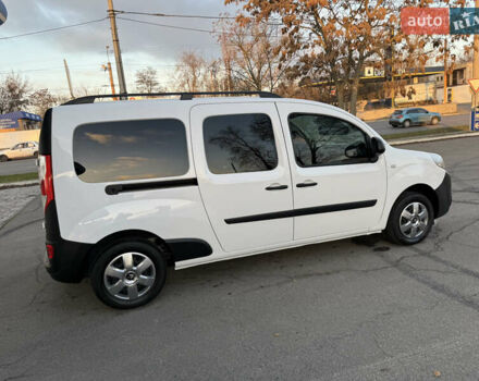 Белый Рено Кенгу, объемом двигателя 1.5 л и пробегом 190 тыс. км за 11799 $, фото 13 на Automoto.ua