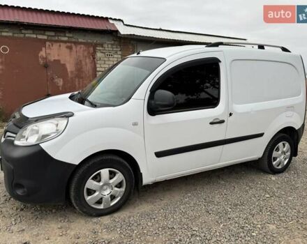 Белый Рено Кенгу, объемом двигателя 1.5 л и пробегом 224 тыс. км за 7000 $, фото 4 на Automoto.ua