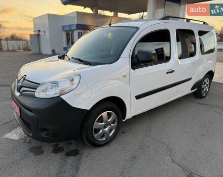 Белый Рено Кенгу, объемом двигателя 1.5 л и пробегом 190 тыс. км за 11799 $, фото 29 на Automoto.ua