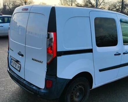 Белый Рено Кенгу, объемом двигателя 1.5 л и пробегом 268 тыс. км за 9000 $, фото 2 на Automoto.ua