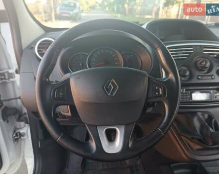 Рено Кєнгу 2014 у Дубно на Automoto.ua Білий Рено Кєнгу, об'ємом двигуна 1.46 л та пробігом 345 тис. км за 8800 $, фото 36 на Automoto.ua