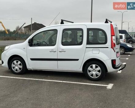 Белый Рено Кенгу, объемом двигателя 1.5 л и пробегом 255 тыс. км за 9800 $, фото 11 на Automoto.ua