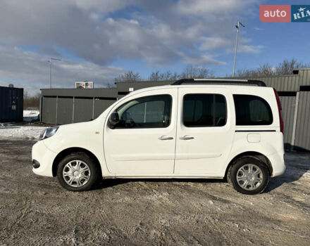 Білий Рено Кєнгу, об'ємом двигуна 1.5 л та пробігом 219 тис. км за 12499 $, фото 12 на Automoto.ua