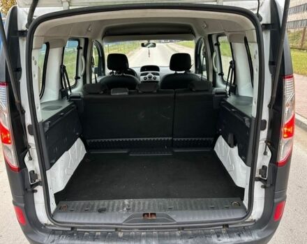 Белый Рено Кенгу, объемом двигателя 1.5 л и пробегом 204 тыс. км за 7900 $, фото 12 на Automoto.ua