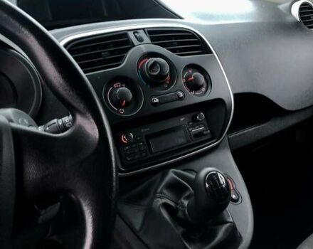 Білий Рено Кєнгу, об'ємом двигуна 1.5 л та пробігом 90 тис. км за 9200 $, фото 9 на Automoto.ua