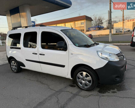 Белый Рено Кенгу, объемом двигателя 1.5 л и пробегом 190 тыс. км за 11799 $, фото 10 на Automoto.ua