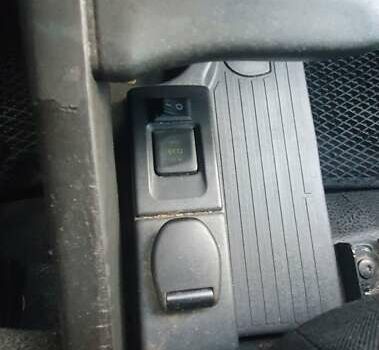 Белый Рено Кенгу, объемом двигателя 1.46 л и пробегом 347 тыс. км за 5500 $, фото 17 на Automoto.ua